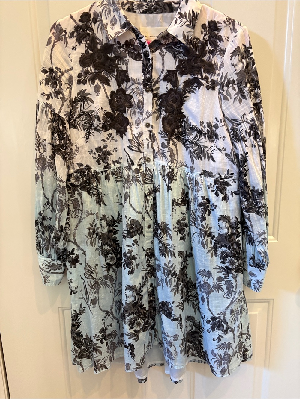 Anthropologie Floral Print Shirt Dress Size 2 Black White Blue 3D Appliqué